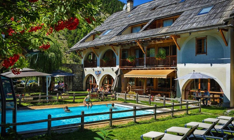 Logis Hôtel & SPA la Ferme de l'Izoard