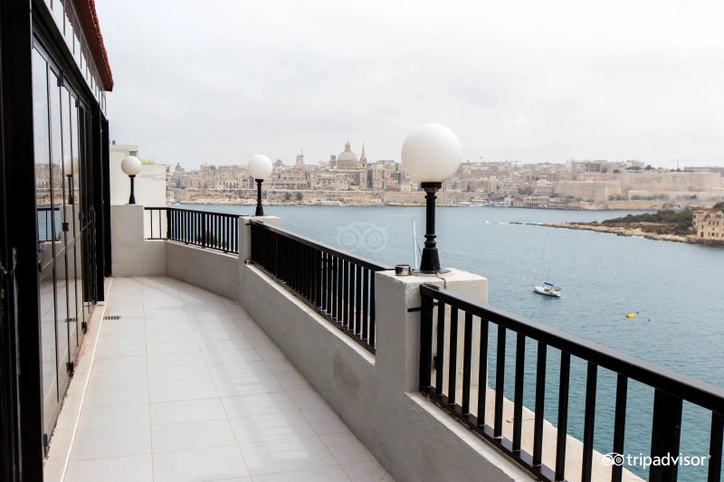 Sliema Marina Hotel