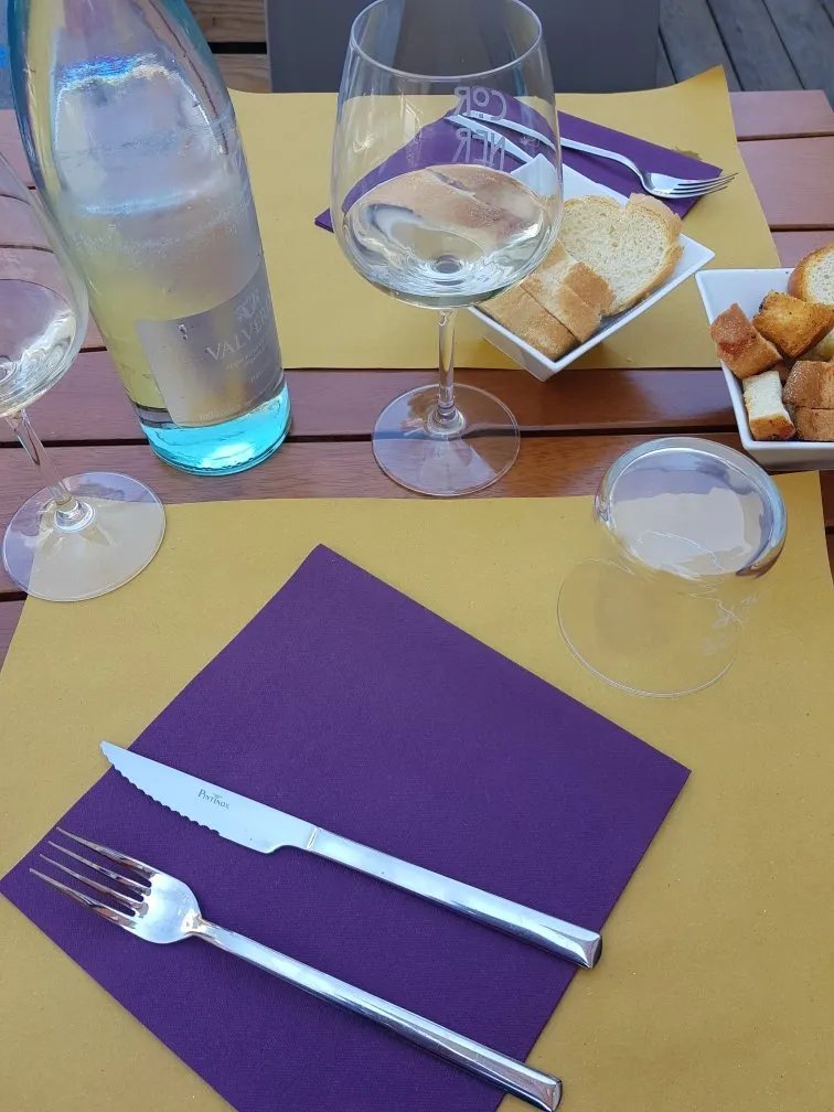 Corner Cocktail & Restaurant