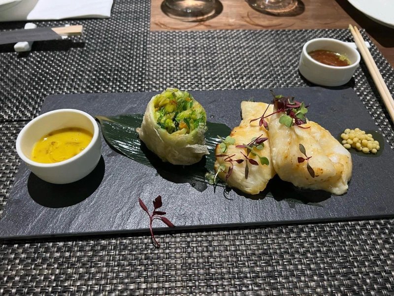 UMI Japanese & Sushi Bar Restaurant