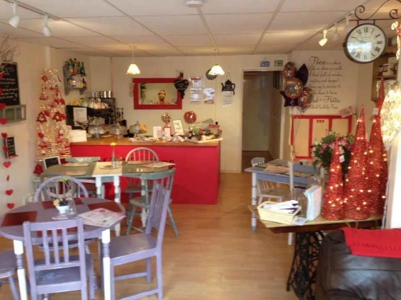 Madhatters Tea Room & Gift Shop