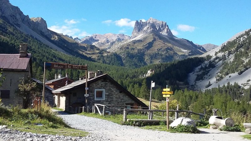 Refuge I RE MAGI