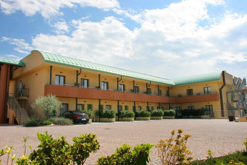 Luna Hotel Motel Lago Maggiore