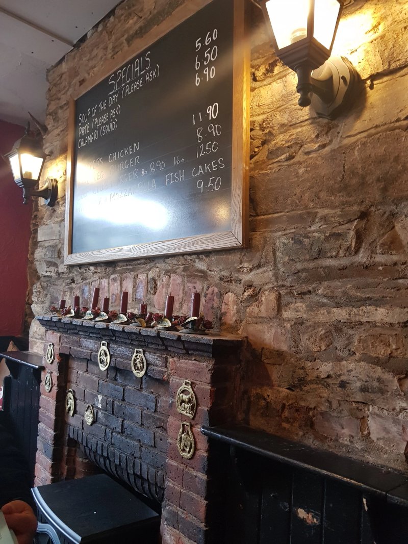 Skylark Inn