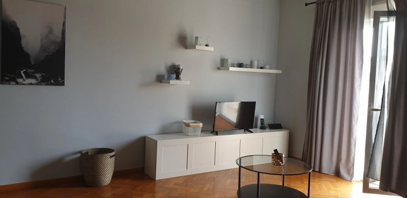 Syntagma Square Apartment by Livin Urbban