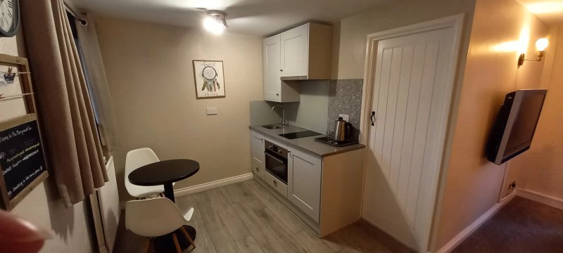 Cotswold Merrymouth Inn