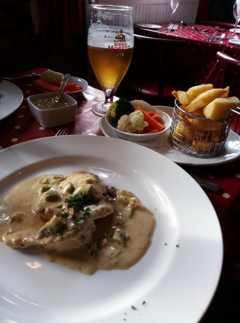Le Bistro