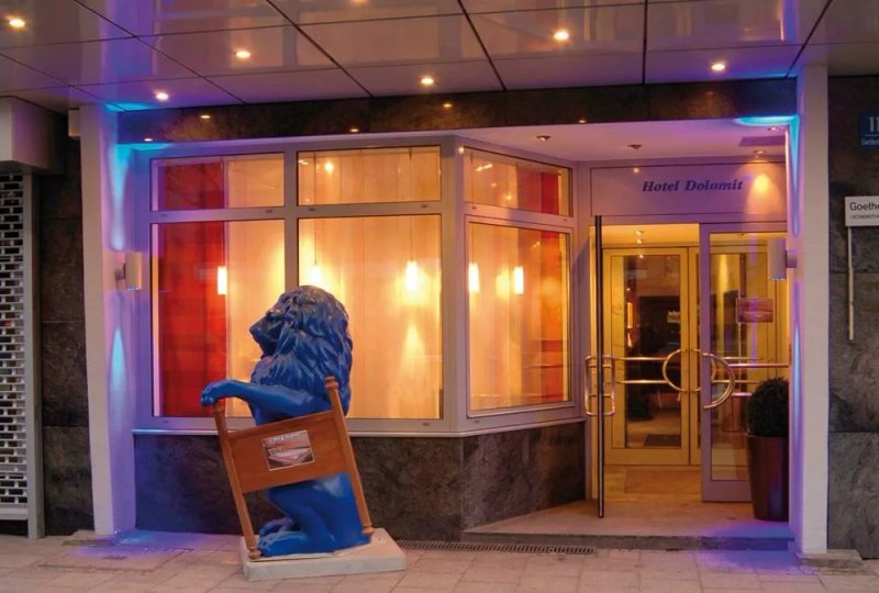 Hotel Dolomit
