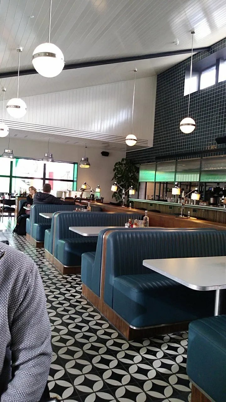 Mollie's Motel & Diner
