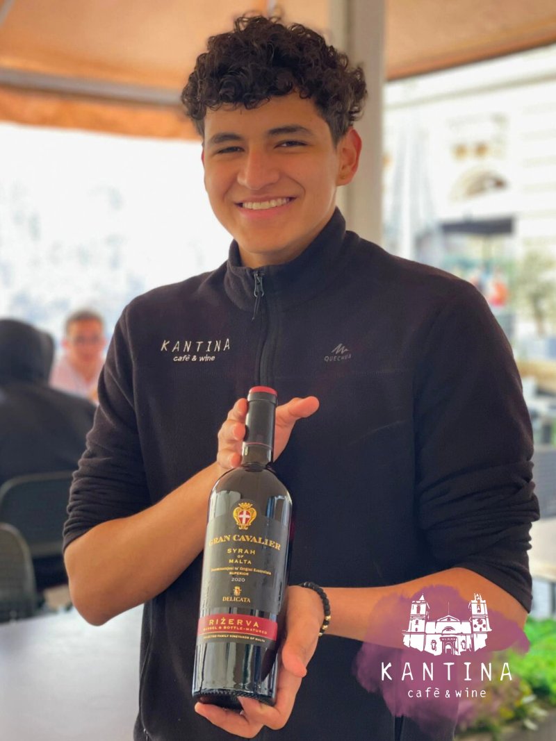 Kantina Cafe & Wine