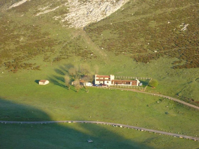 El Refugio Vega De Enol