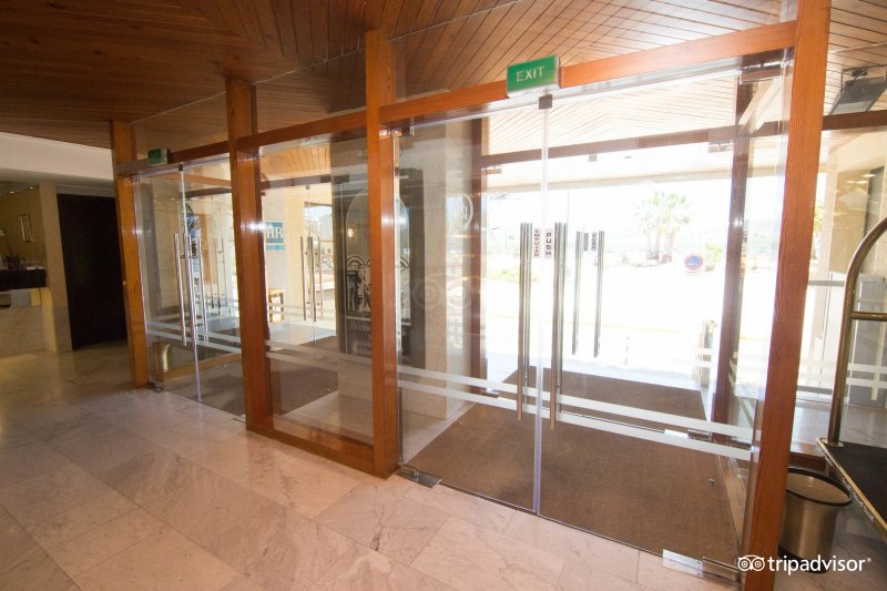 Royal Plaza Hotel