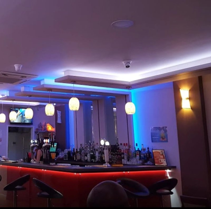 Kohinur Indian Restaurant & Bar