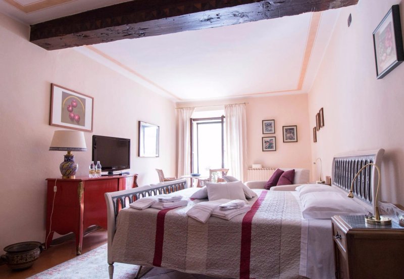 B&B Luxury Suites Bonacolsi
