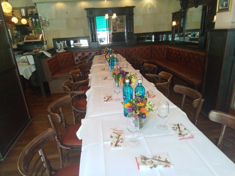 Brasserie Maximilian's
