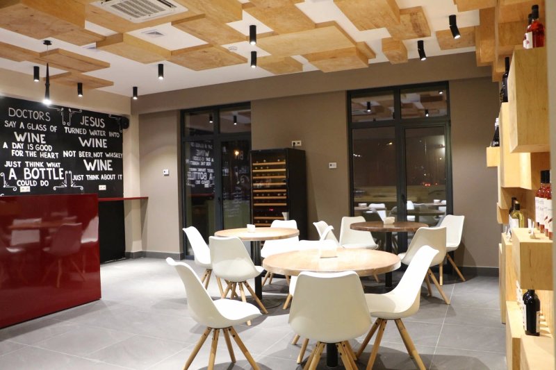 Wine Hotel