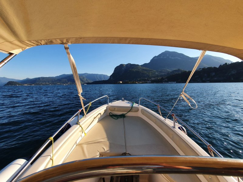 AC Boat