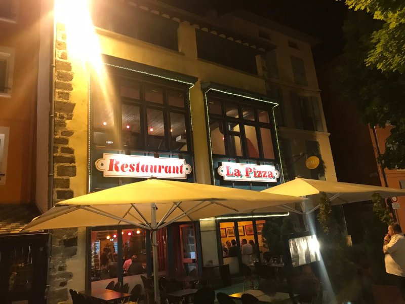 Restaurant La Pizza