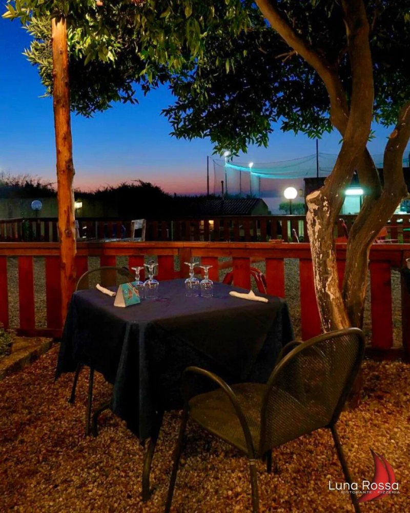 Luna Rossa Ristorante-Pizzeria