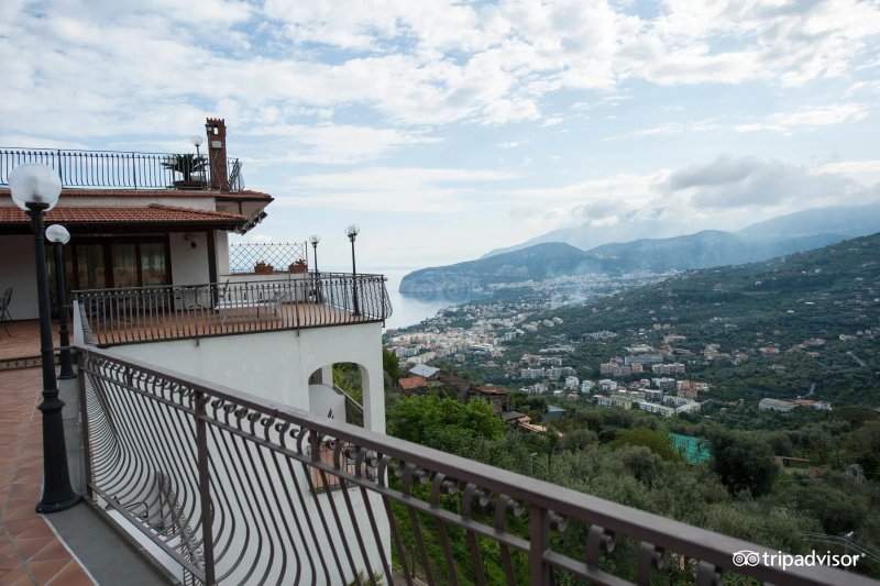 Hotel La Vue D'Or