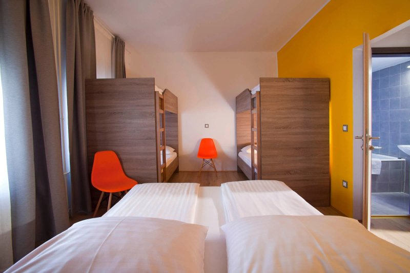 UNI Youth Hostel