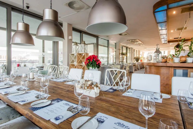 OKWineBar Restaurant
