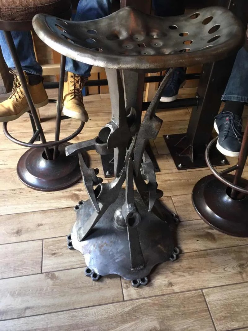 Mazut Pub Free House