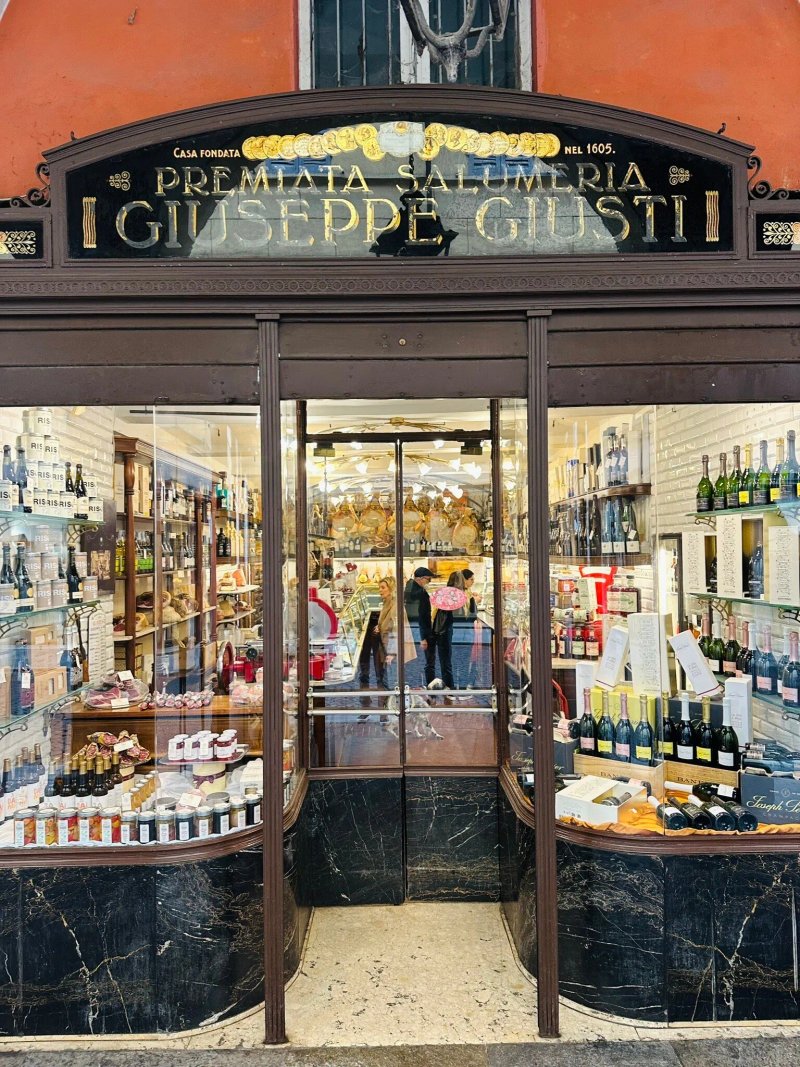 Hosteria Giusti