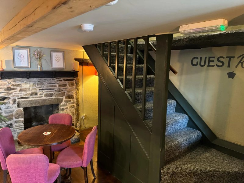 The Fountain Inn And Riverside Restaurant