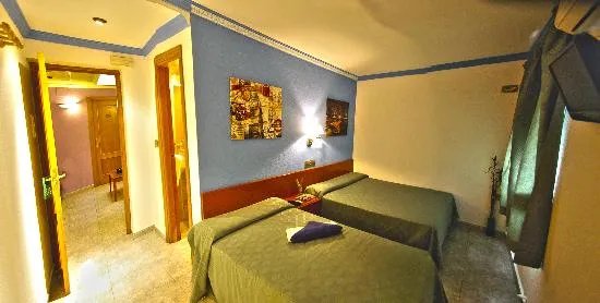 Hostal Apolo Trece