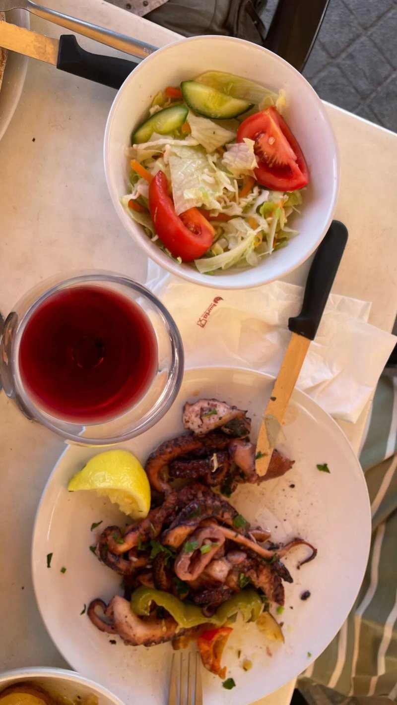 Carrubia Restaurant