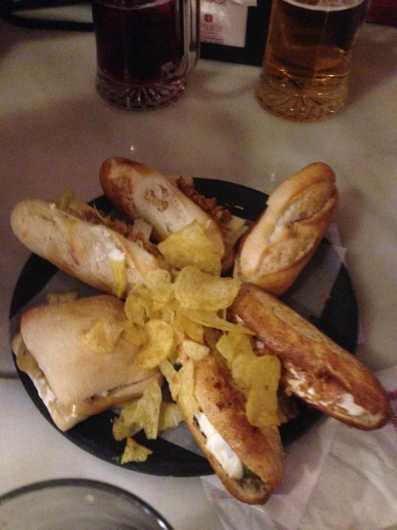 Cerveceria 100 Montaditos