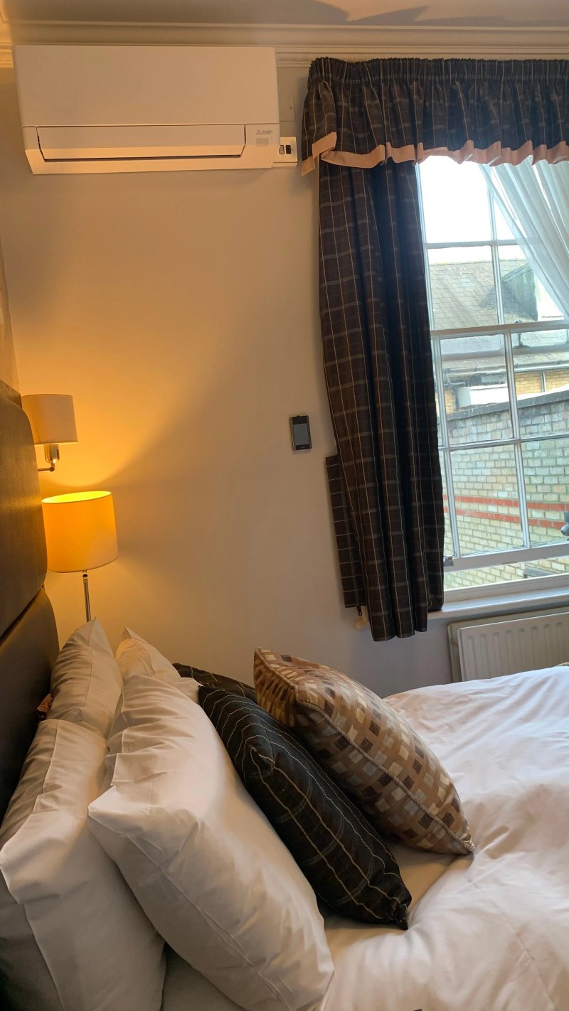 Mandolay Hotel