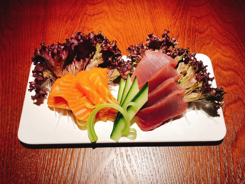 Mikomi Sushi & Grill
