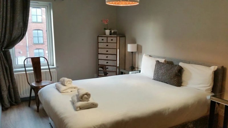 Giant Serviced Apartments