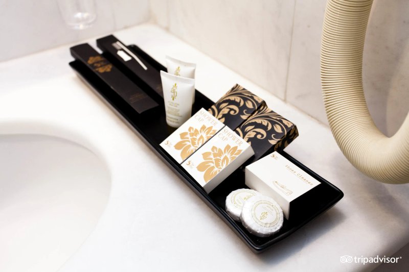 Achillion Athens Hotel