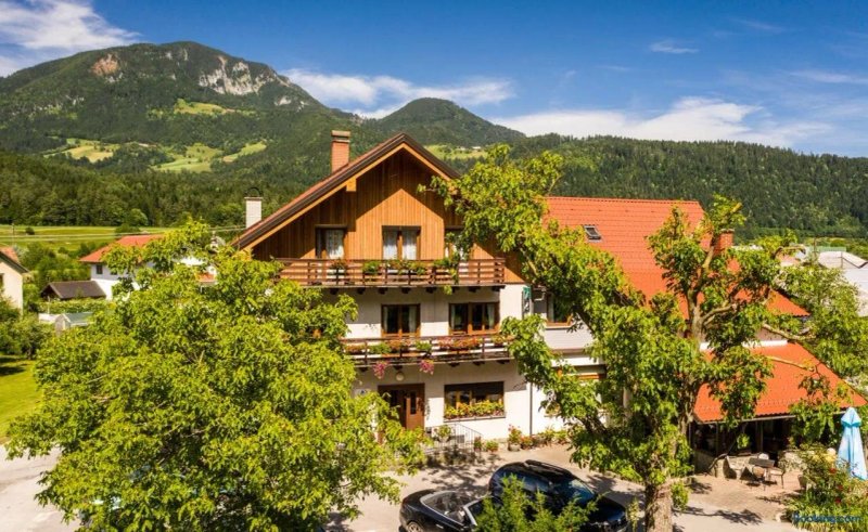 Rooms Pevc & Hostel Ljubno ob Savinji