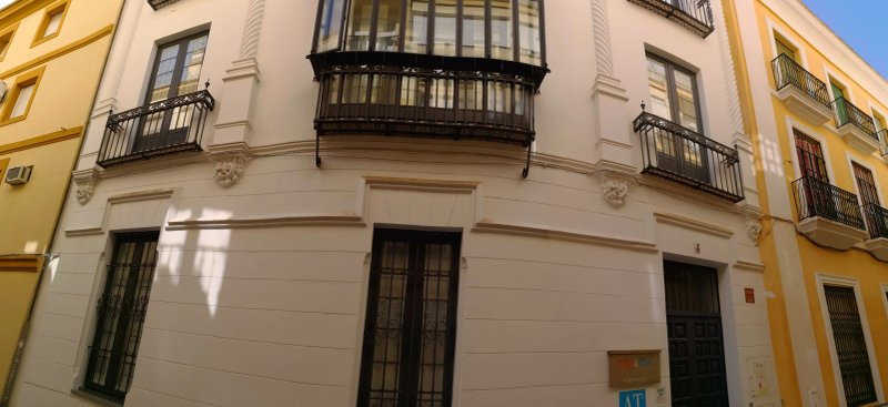Life Apartments Alberto Lista