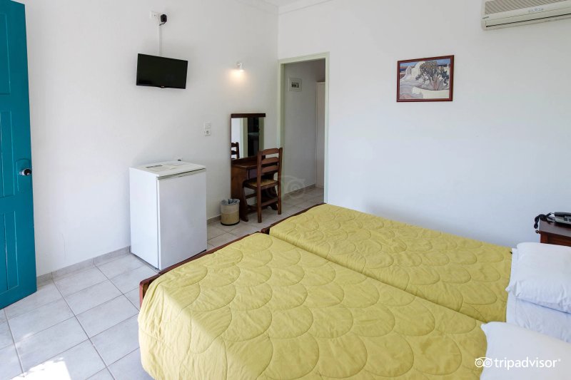 Angeliki Beach Hotel
