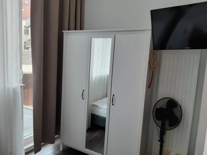 Apartment Lenaustrasse