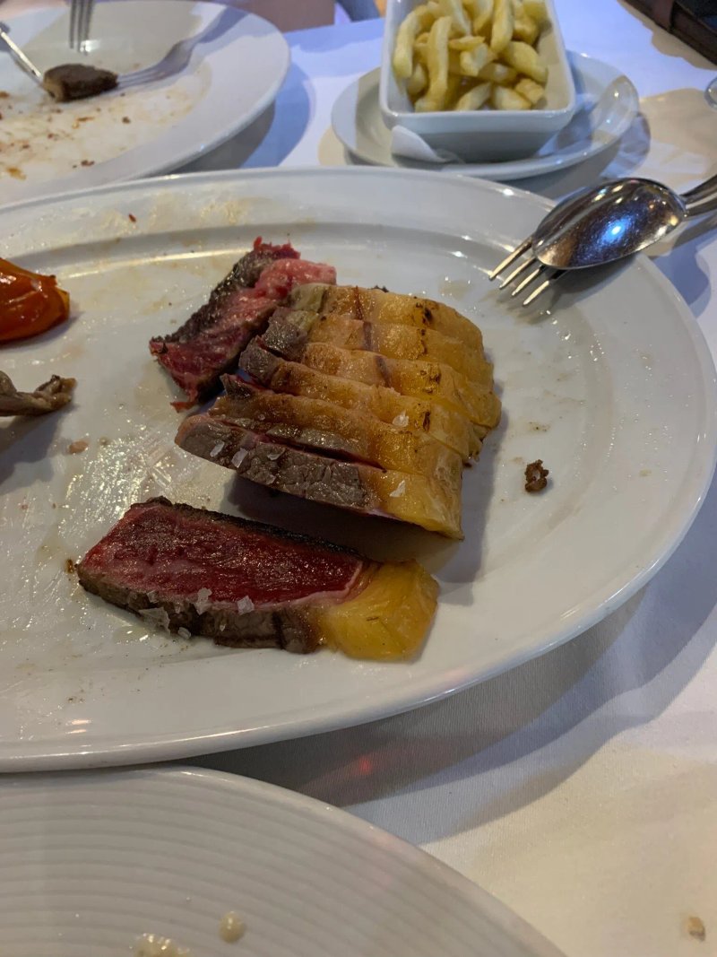 El Poncho Asador Steakhouse