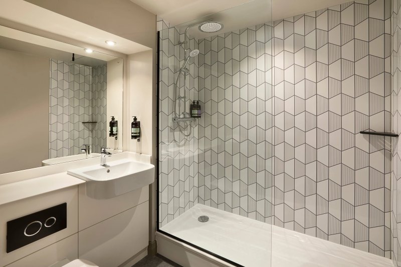 Premier Inn Exeter Central St Davids Hotel