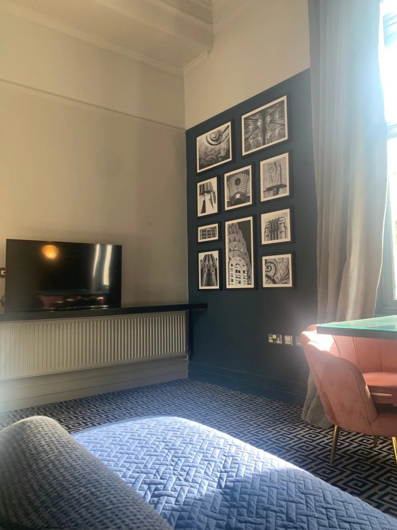 62 Castle Street Hotel