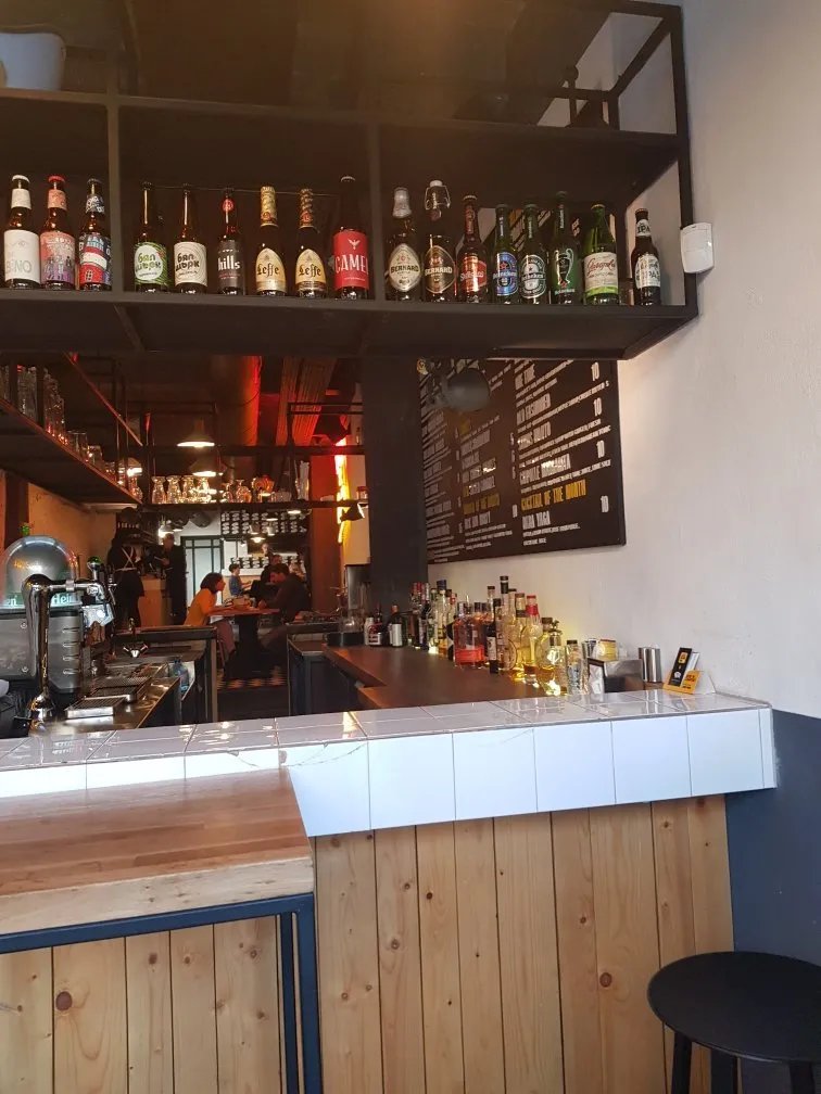 Boom! Burgers & Booze