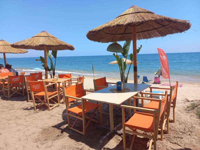 Sol Lounge Beach / Maykao