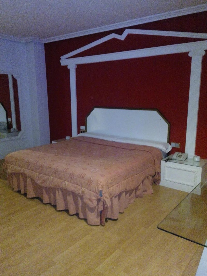 Hotel Holiday