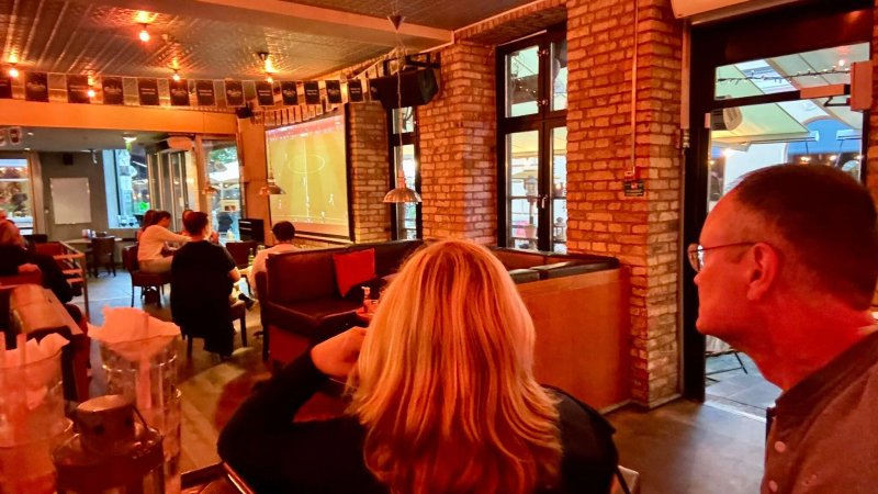 American Bar And Grill