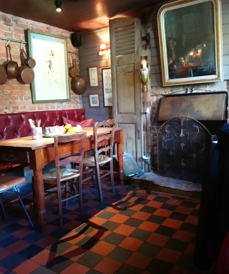 Roebuck Inn