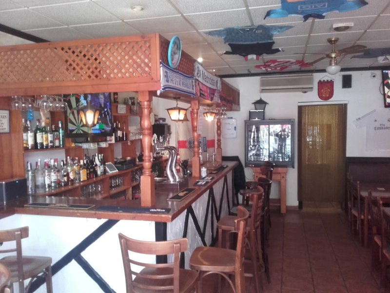 Three Lions Pub