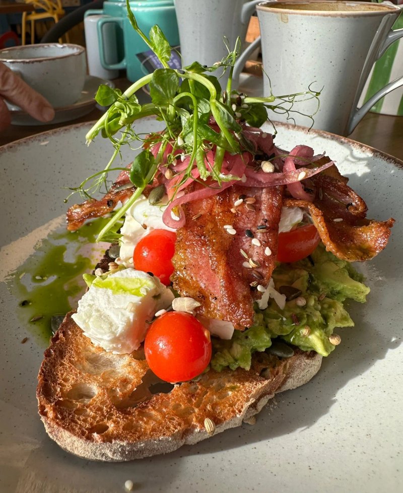 Flavours Bistro